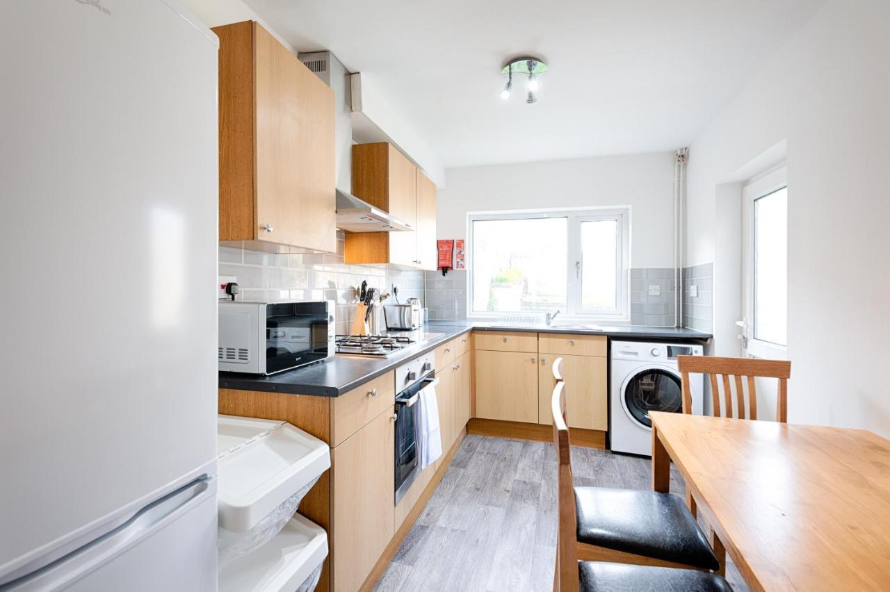 City Centre, Parking, Smart Tv'S In All Rooms Суонзи Екстериор снимка